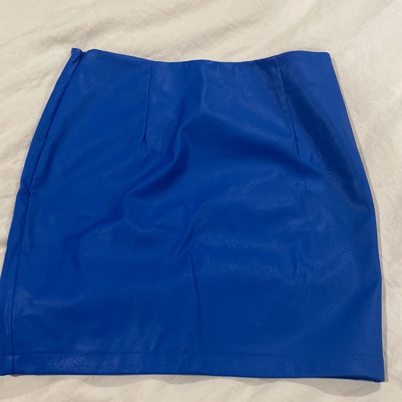 New Adidas faux leather blue mini skirt zipper 34 - Picture 4 of 6